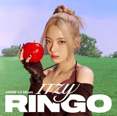 昨年10月リリースの日本1stアルバム「RINGO」より、リアのソロジャケット。