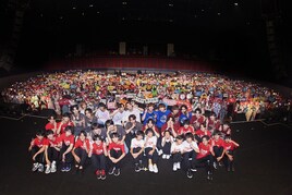 CUBERS、スパフル、世が世が夏の品川に大集合！この日限りのユニットも飛び出した「つば男FES」