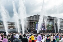 「エビ中 夏のファミリー遠足 略してファミえん in 山中湖 2023」2日目の様子。