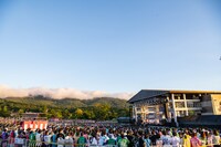 「エビ中 夏のファミリー遠足 略してファミえん in 山中湖 2023」の様子。