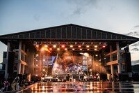 「エビ中 夏のファミリー遠足 略してファミえん in 山中湖 2023」の様子。