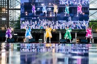 「響」を歌うエビ中姉メンチーム。