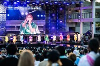 「エビ中 夏のファミリー遠足 略してファミえん in 山中湖 2023」の様子。