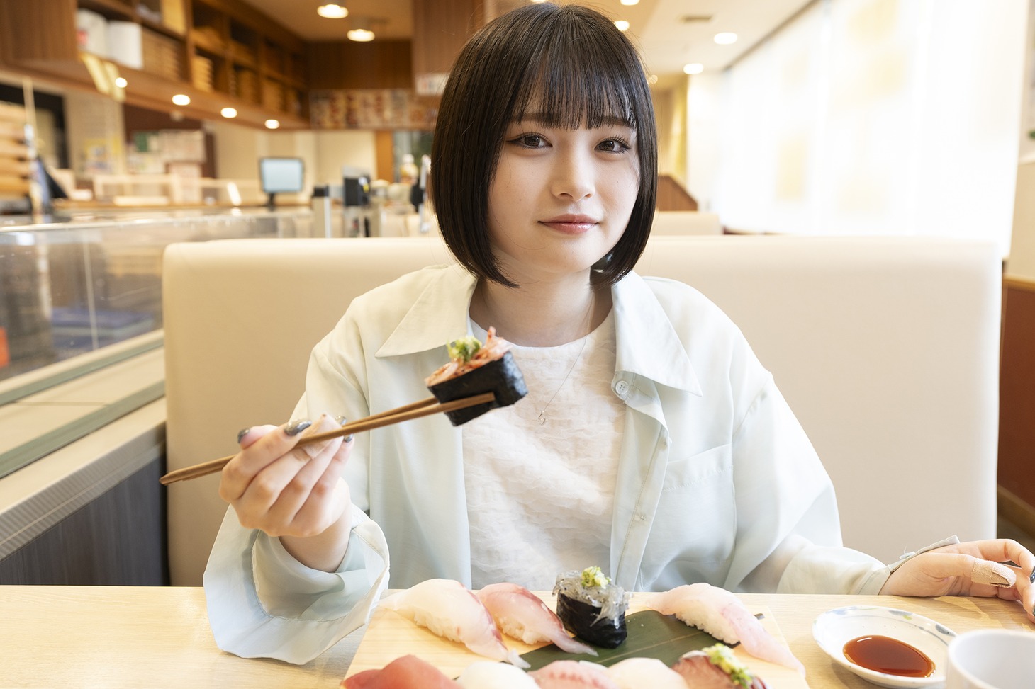 久松由依