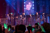 超特急（撮影：米山三郎）