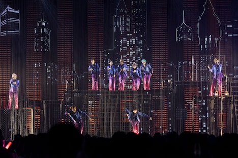 超特急（撮影：米山三郎）