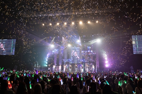 超特急の「8号車の日」公演の様子。（撮影：米山三郎）