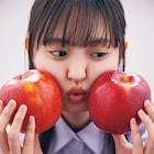 乃木坂46遠藤さくら、両頬に大きなリンゴ
