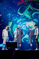 TOMORROW X TOGETHER (P)&(C) BIGHIT MUSIC