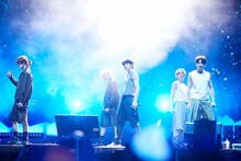 TOMORROW X TOGETHER (P)&(C) BIGHIT MUSIC