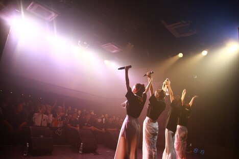 「et-アンド- glow tour 2023」ファイナル公演の様子。