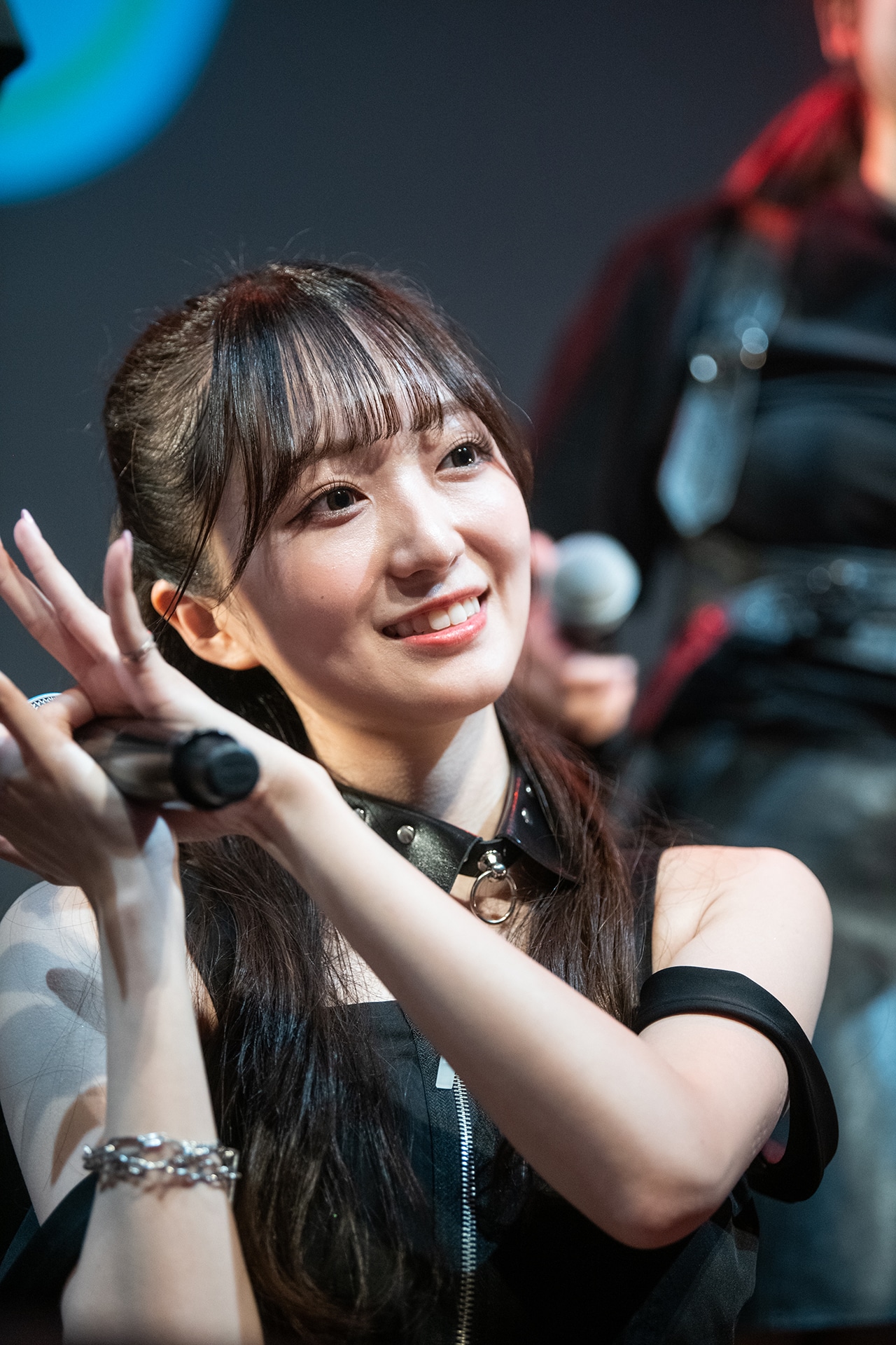 日比野芽奈