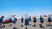 ≒JOY「その先はイグザルト」のミュージックビデオより。