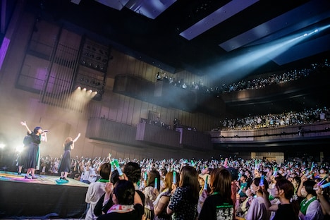 3階席までネギライトで埋め尽くされたLINE CUBE SHIBUYA。