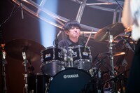 岡本啓佑（Dr / 黒猫チェルシー）