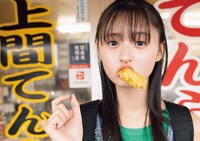遠藤さくら（乃木坂46）の1st写真集「可憐」より。（撮影：須江隆治［See］）