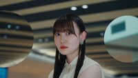 乃木坂46「踏んでしまった」ミュージックビデオより。