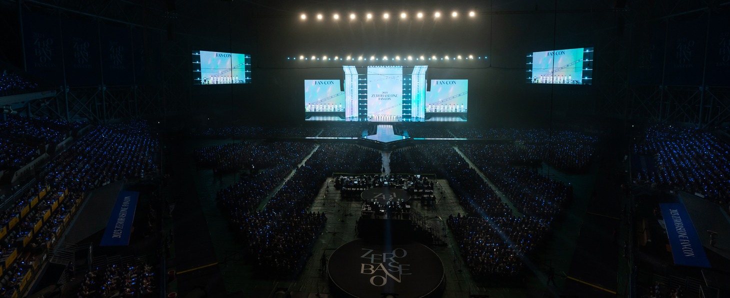 「2023 ZEROBASEONE FAN-CON」の様子。(c)WAKEONE