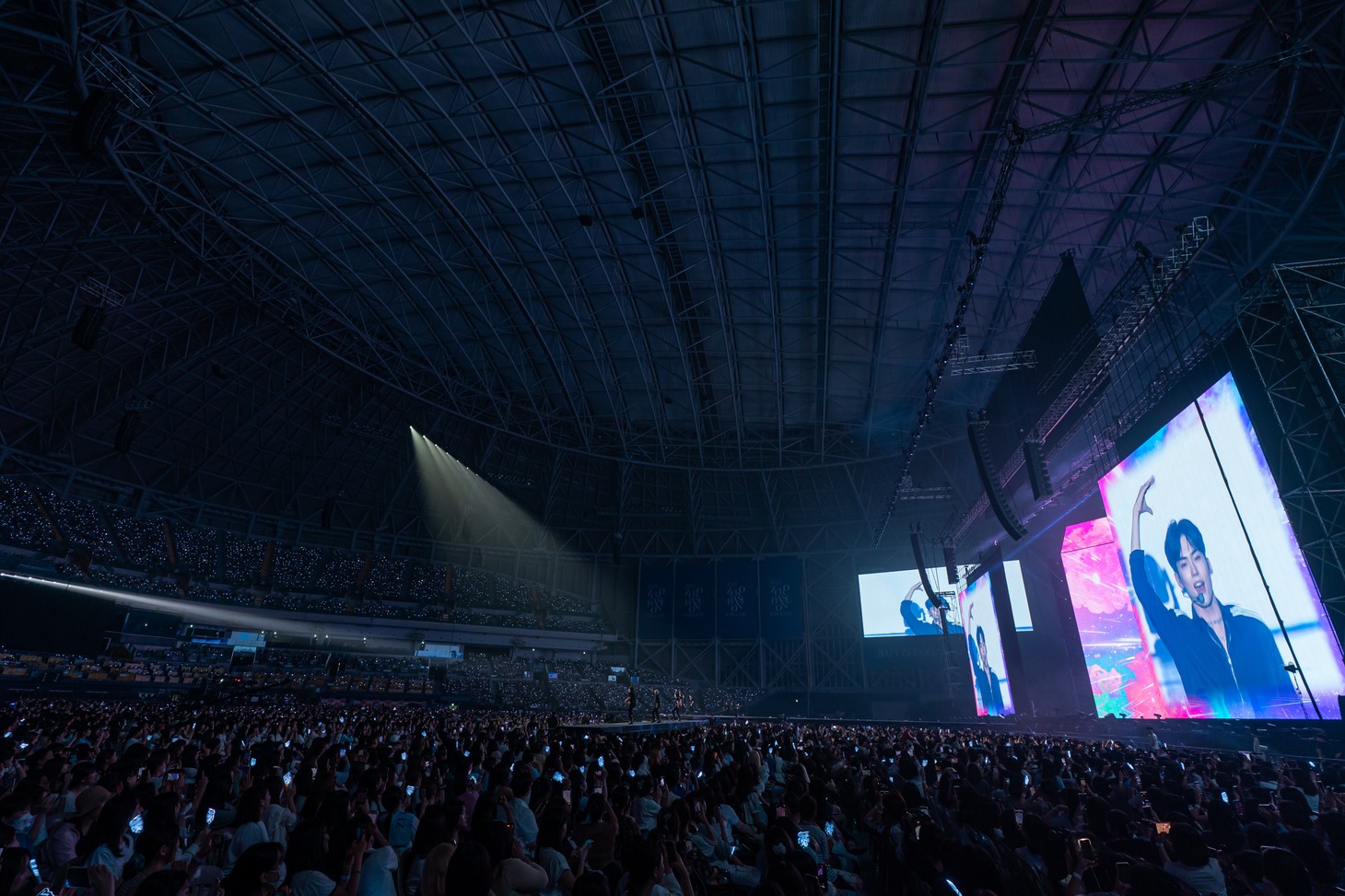 「2023 ZEROBASEONE FAN-CON」の様子。(c)WAKEONE