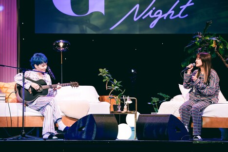 左からSIRUP、iri。