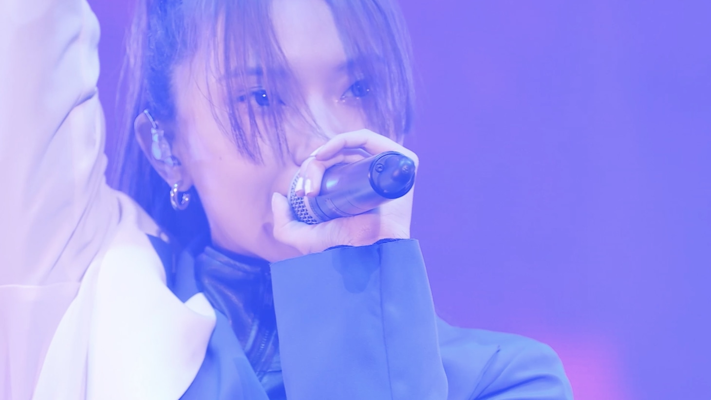 「ExWHYZ LIVE at BUDOKAN the FIRST STEP【本編】」より。