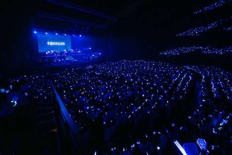 そらる「SORARU LIVE TOUR 2023 クリスタリアルスカイ -ORCHESTRA-」最終公演の様子。（撮影：小松陽祐［ODD JOB］、笠原千聖［cielkocka］）