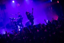 Kroiの千葉大樹（Key）と長谷部悠生（G）。