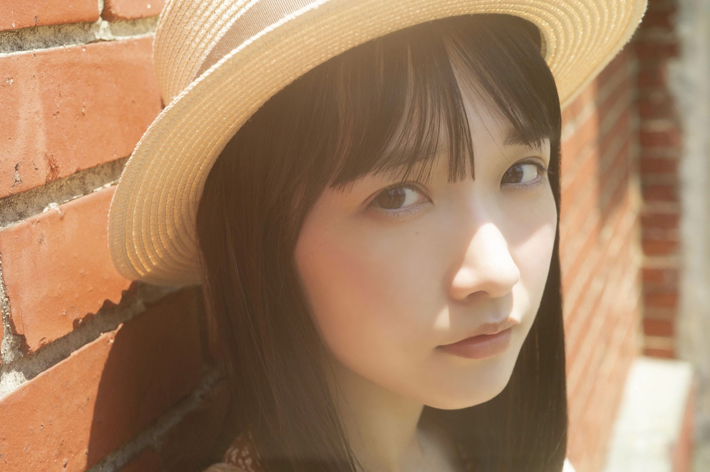 高雄さやか（STU48）の1st写真集「君だけのもの」より。（撮影：細居幸次郎）(c)SQUARE ENIX