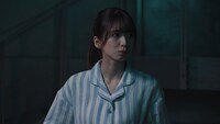菅原咲月。乃木坂46「おひとりさま天国」個人PVより。