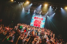 吉田山田「吉田山田盆踊り2023～渋谷編～」の様子。（撮影：白石達也）