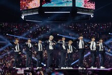 ZEROBASEONE (c)CJ ENM Co., Ltd, All Rights Reserved