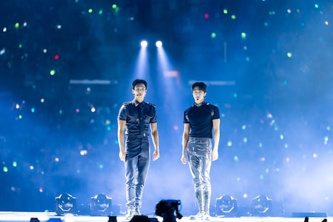 SHOWNU X HYUNGWON (MONSTA X) (c)CJ ENM Co., Ltd, All Rights Reserved