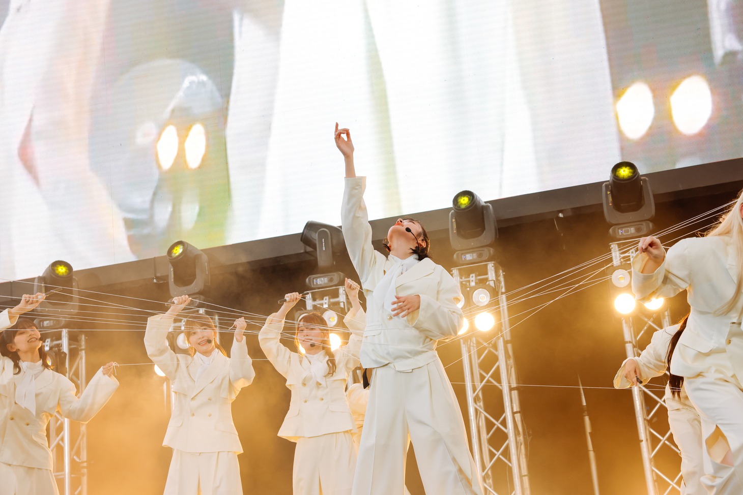 櫻坂46によるパフォーマンスの様子。（撮影：上山陽介）