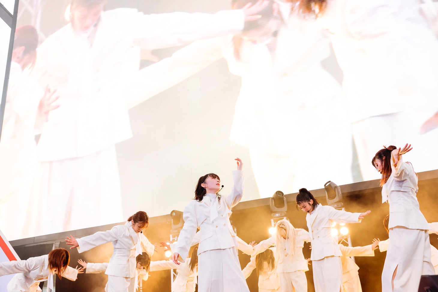 櫻坂46によるパフォーマンスの様子。（撮影：上山陽介）