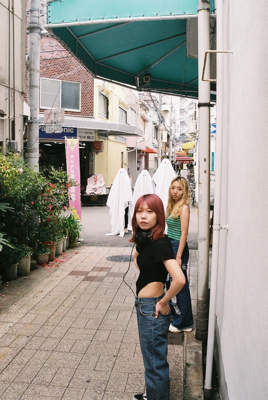 HYPER GAL