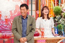 左から明石家さんま、井上清華。 (c)フジテレビ