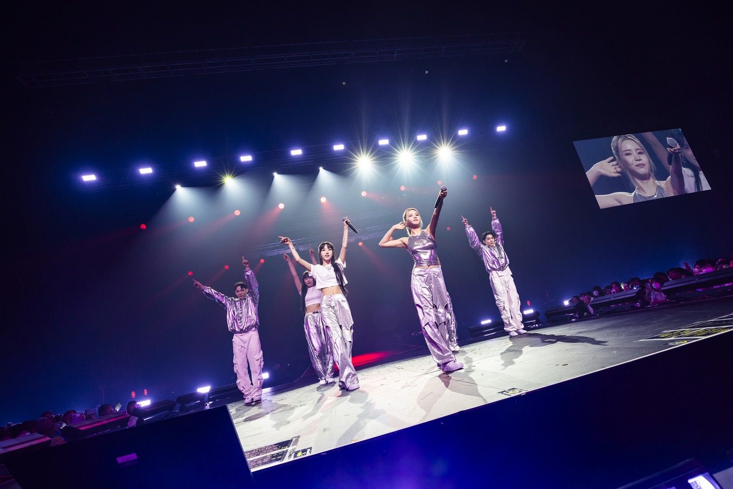 MAMAMOO+ (c)RBW（撮影：冨田味我、瀬谷壮士）