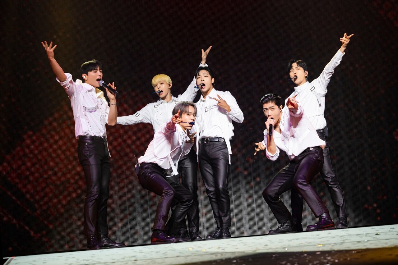 ONF (c)RBW（撮影：冨田味我、瀬谷壮士）