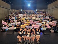 I'mew（あいみゅう）「愛しあいまShow!」東京・WWW公演の様子。