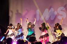 I'mew（あいみゅう）「愛しあいまShow!」東京・WWW公演の様子。