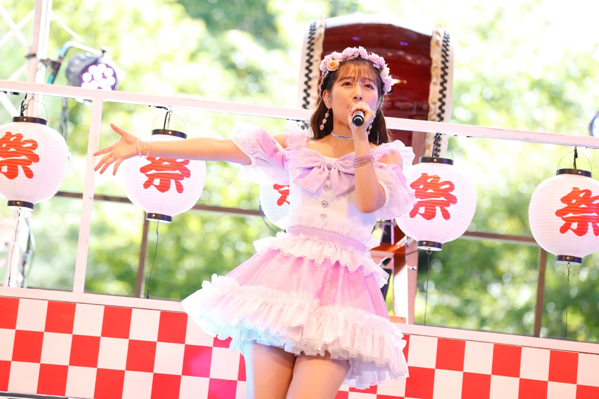 つばきファクトリー、河口湖で繰り広げた“灼熱”の夏祭り「この景色は