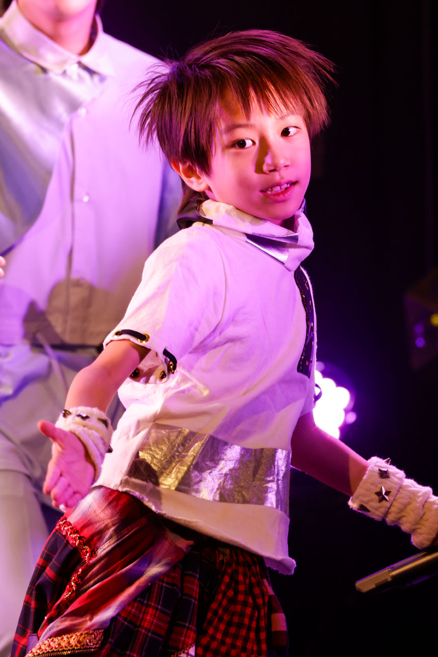有泉律（EBiDAN TOKYO）（撮影：笹森健一）