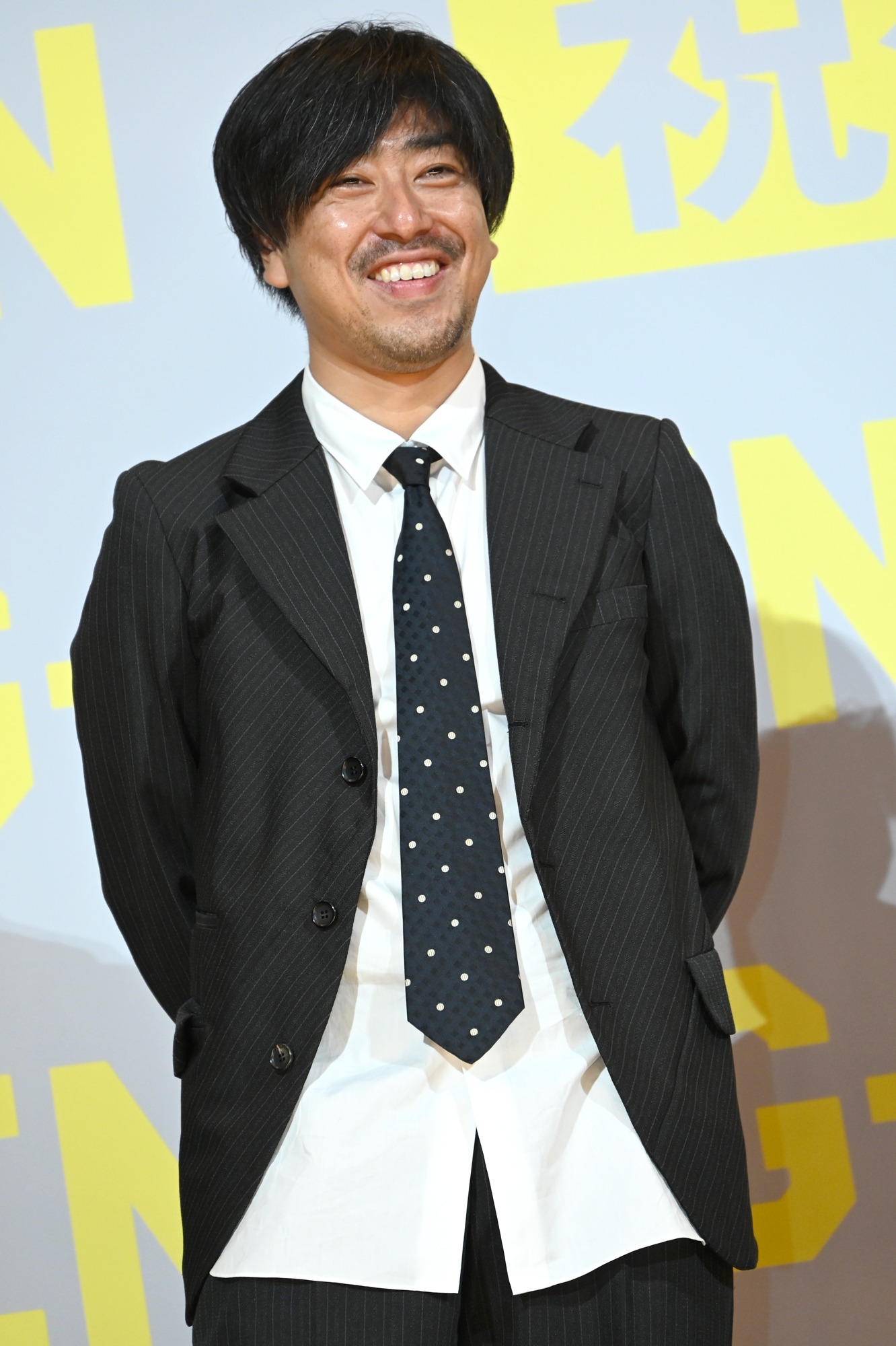 瑠東東一郎監督