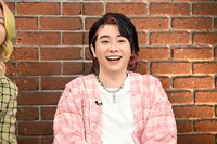 「Cafe GREEN APPLE～ミセスLOVERが集う店～」TELASAオリジナルコンテンツより。