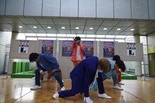 東京・町田ターミナルプラザで行われたLienel「Love Me Madly」リリースイベントの様子。