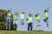 CM「い・ろ・は・す みんなでつくる い・ろ・は・すの歌篇」のメイキングカット。