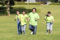 CM「い・ろ・は・す みんなでつくる い・ろ・は・すの歌篇」のメイキングカット。