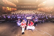 「MUCC 25th Anniversary TOUR『Timeless』~志恩・球体~」茨城・水戸市民会館グロービスホール公演の様子。(撮影:冨田味我)