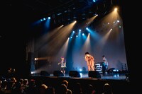 Jam9のライブの様子。