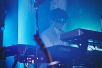 宮脇翔平（Key）（撮影：稲垣謙一）